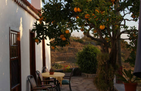 Tijarafe, La Palma: Casa El Naranjo Viejo Ferienhaus Kanarische Inseln, La Palma, Teneriffa, El Hierro. Tijarafe, La Palma: Casa El Naranjo Viejo Ferienhaus Kanarische Inseln, La Palma, Teneriffa, El Hierro.